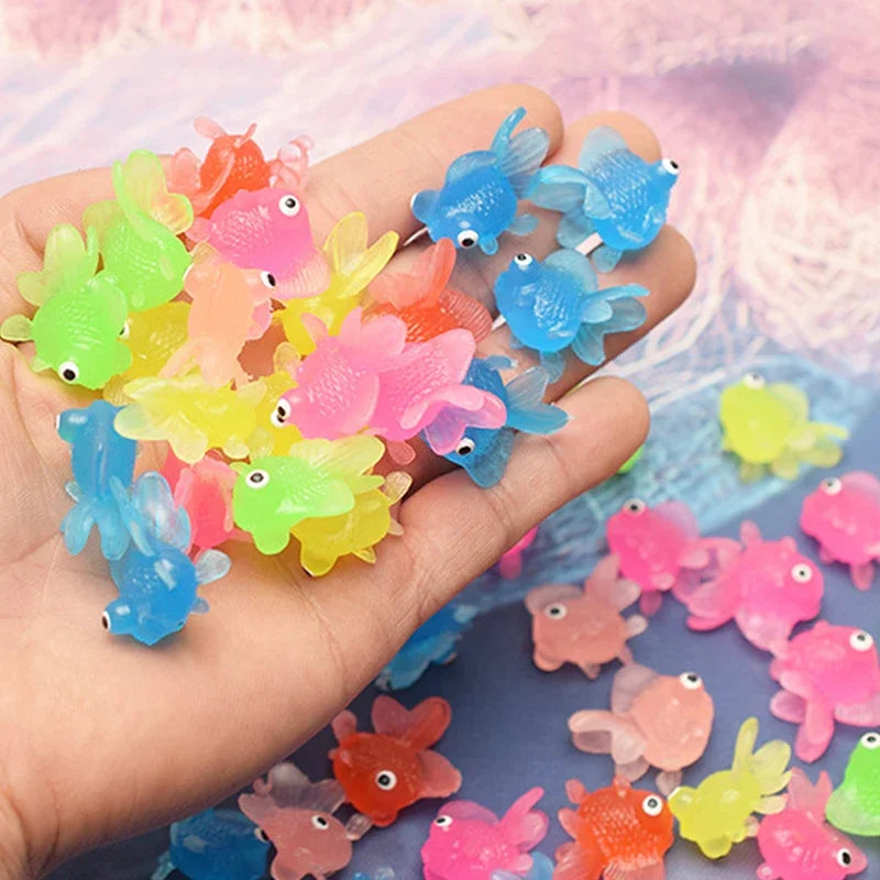 Cute Kawaii Floating Rubber Goldfish Bath Toys for Toddlers - 6-Piece Soft Squeaky Water Play Set, Sensory Animal Bathing Shower Toys & Fun Pool Party Gifts for Kids